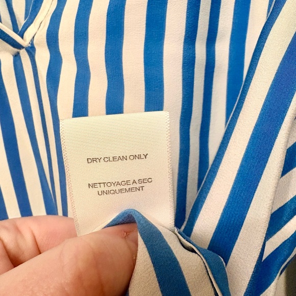 Joie 100% Silk Blue White Striped Blouse Size Large V-Neck Long Sleeves - Picture 5 of 9